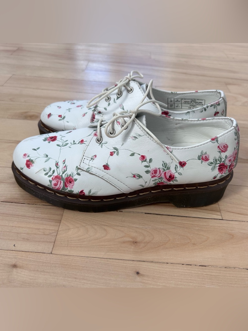 Dr. Martens White Floral Lace-Up Oxford Leather Shoes with Pink Roses Size 7